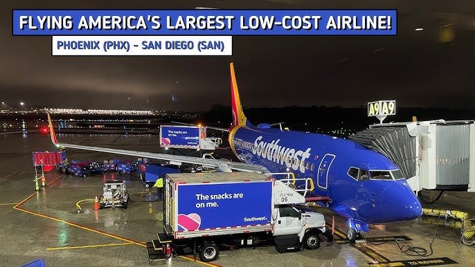 Flights from Phoenix to San Diego