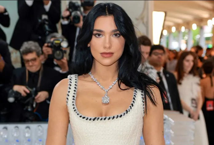 Dua Lipa